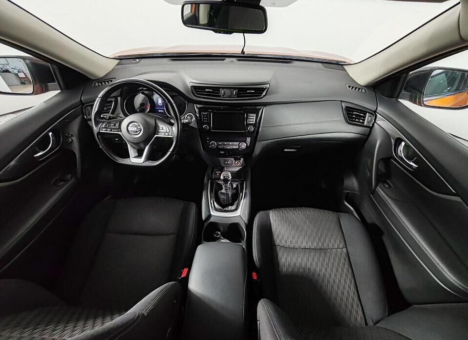 Nissan X-Trail, III Рестайлинг 1.6d MT (130 л.с.)