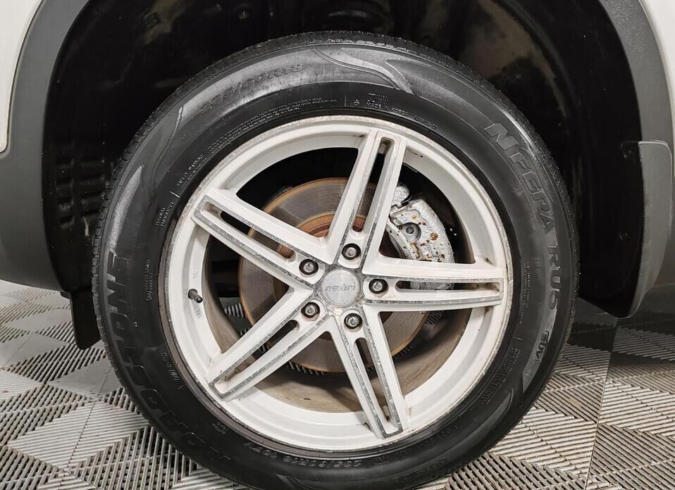 Kia Sorento, II 2.4 AT (175 л.с.) 4WD