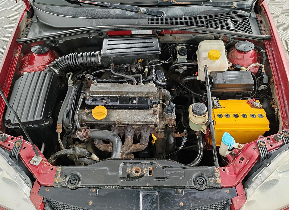 Chevrolet Lacetti 1.8 MT (121 л.с.)