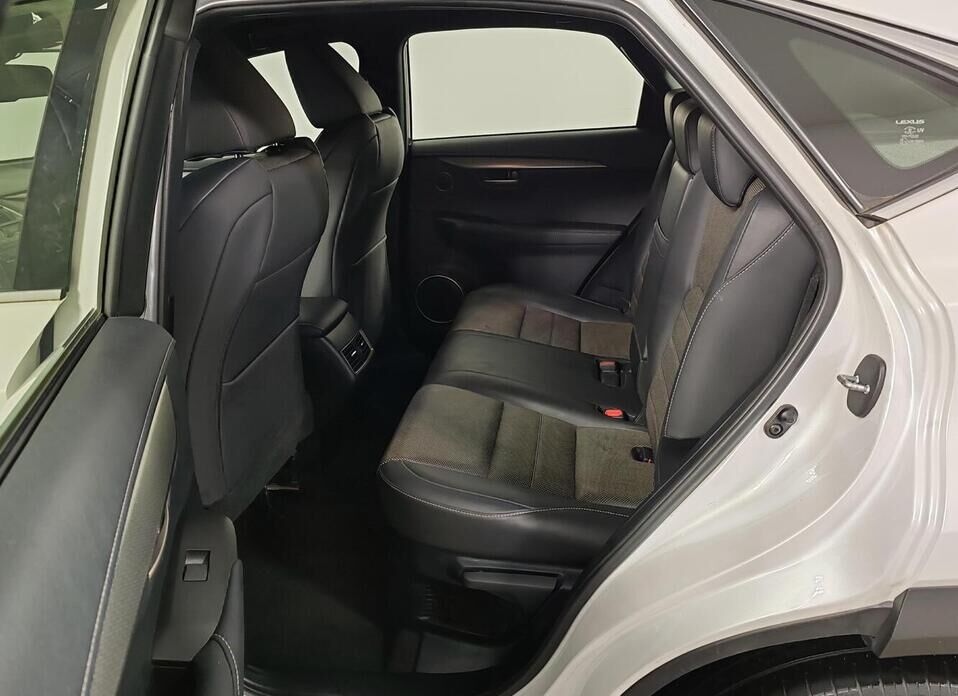 Lexus NX, I 300h 2.5hyb CVT (155 л.с.) 4WD