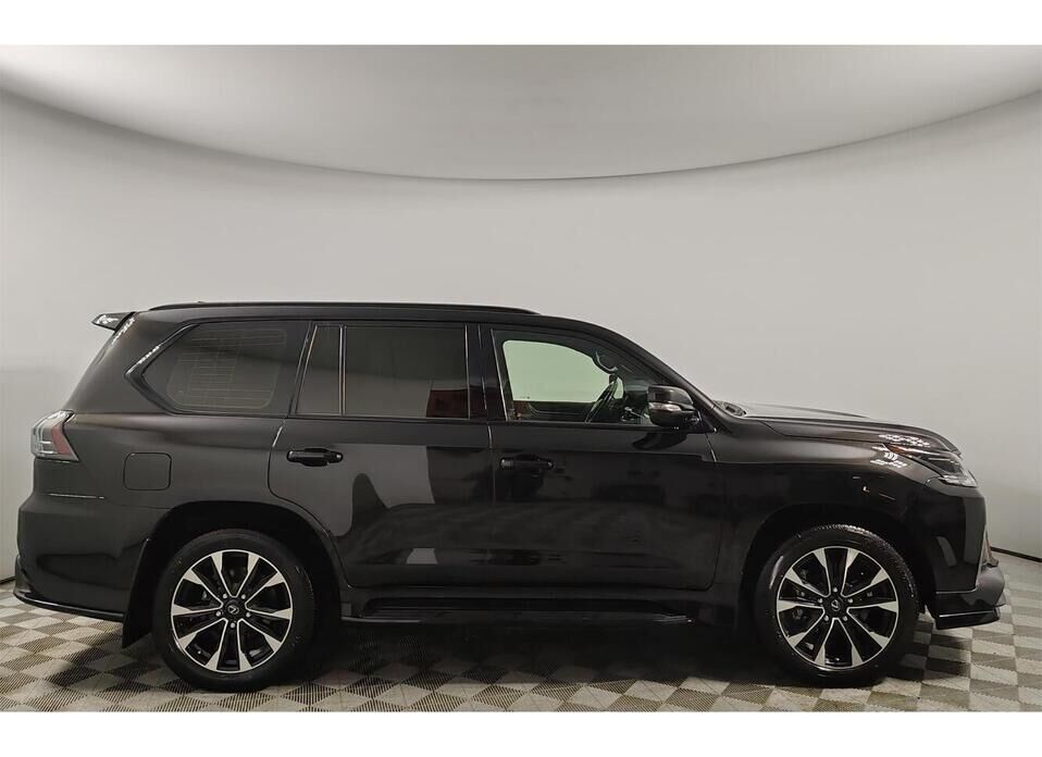 Lexus LX, III Рестайлинг 2 570 5.7 AT (367 л.с.) 4WD