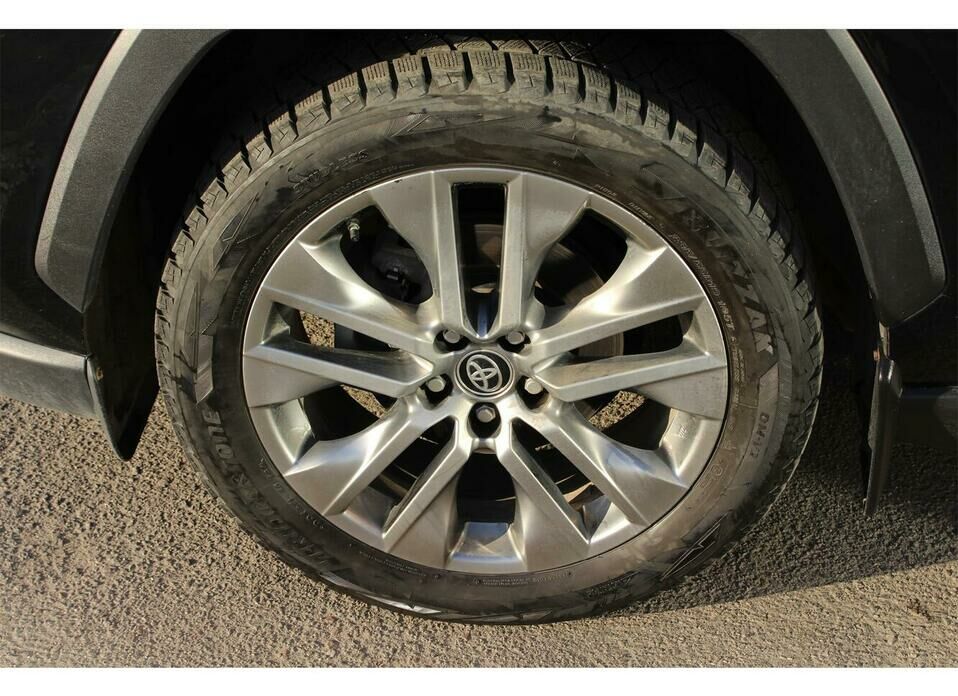 Toyota RAV4 2.5 AT (199 л.с.) 4WD