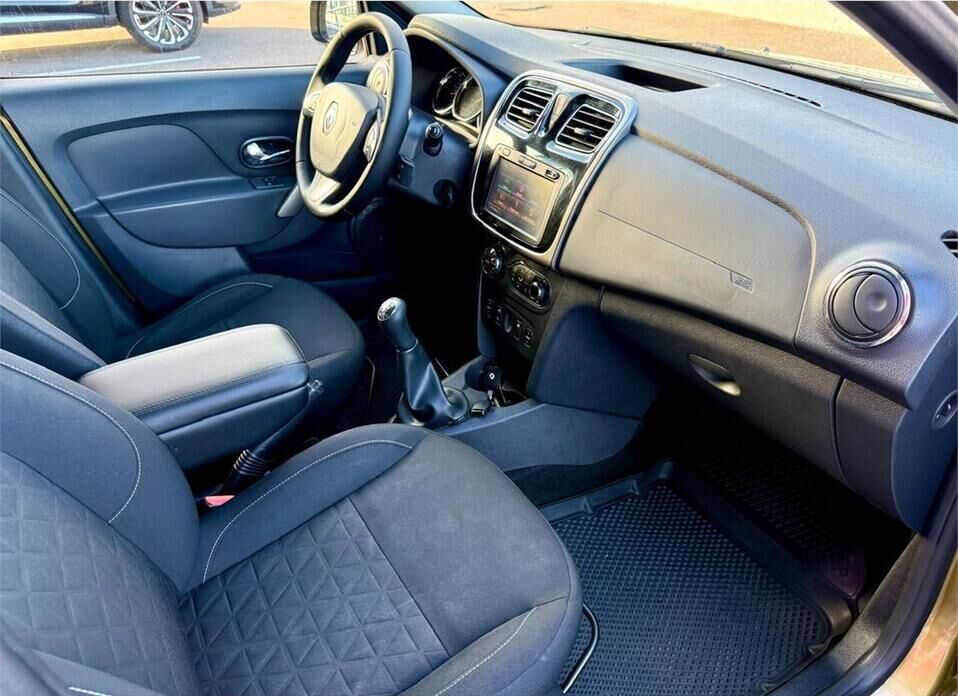Renault Sandero, II Stepway 1.6 MT (113 л.с.)