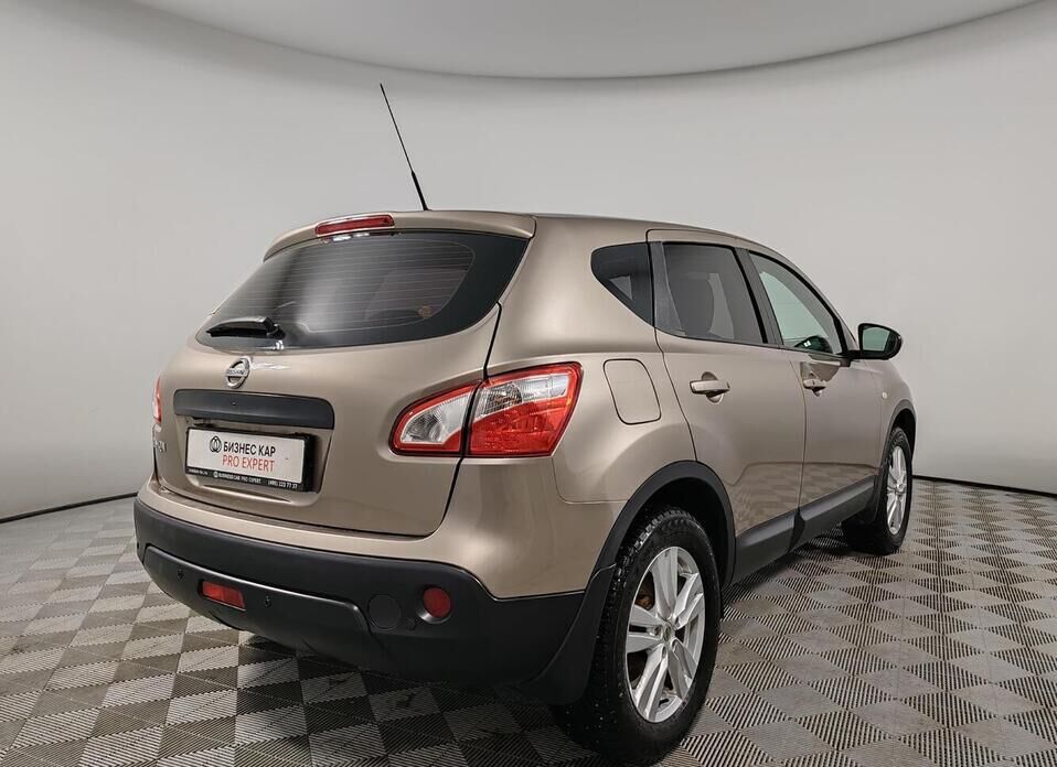 Nissan Qashqai, I Рестайлинг 2.0 CVT (141 л.с.)