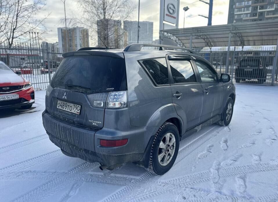 Mitsubishi Outlander, II Рестайлинг 2.0 CVT (147 л.с.) 4WD