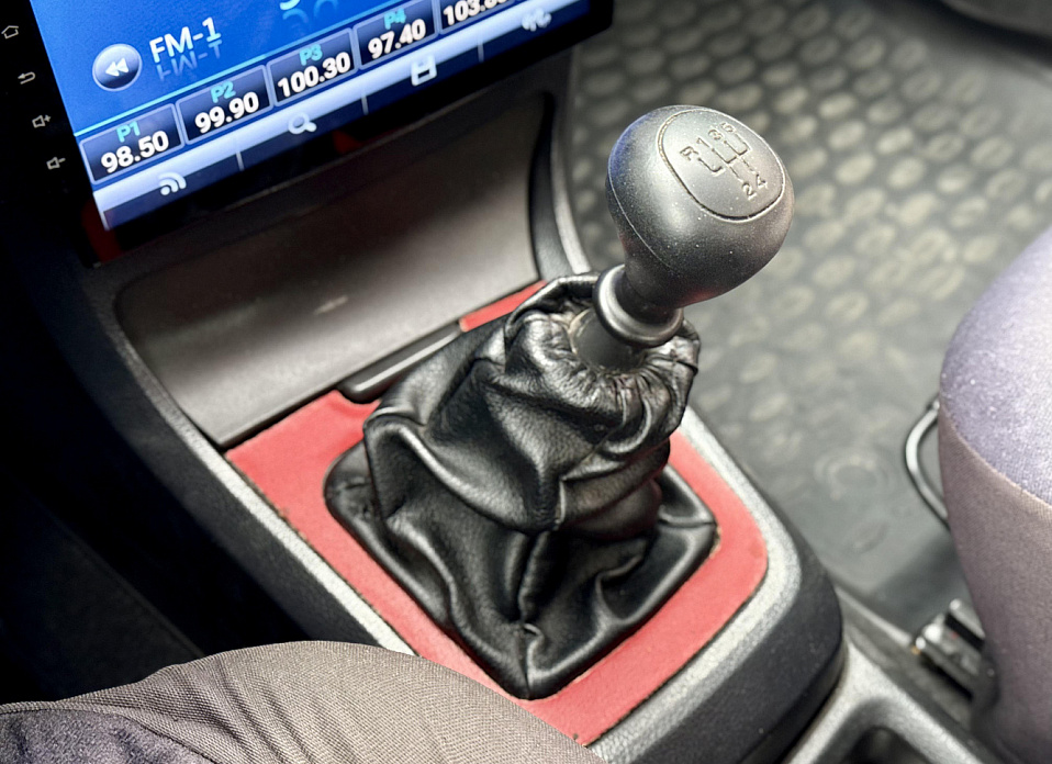 Daewoo Nexia, I Рестайлинг 1.5 MT (80 л.с.)