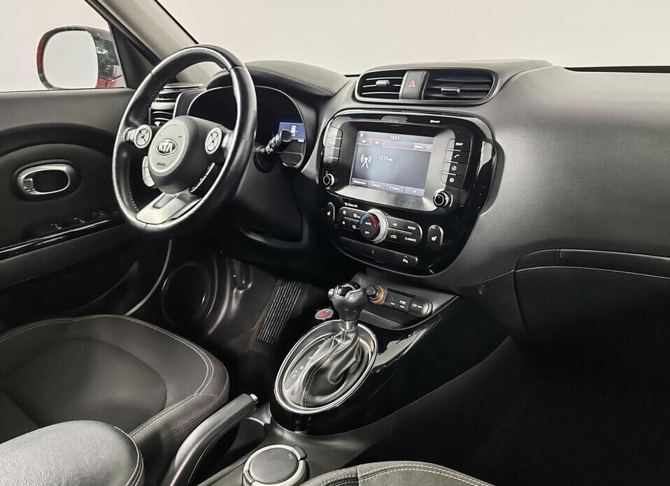 Kia Soul, II Рестайлинг 1.6 AT (132 л.с.)