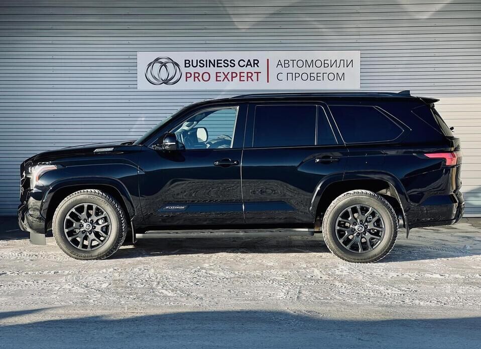 Toyota Sequoia, III 3.5hyb AT (437 л.с.) 4WD