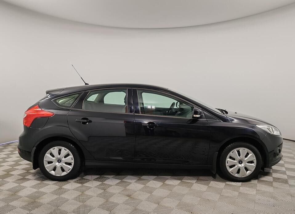 Ford Focus 1.6 AMT (125 л.с.)