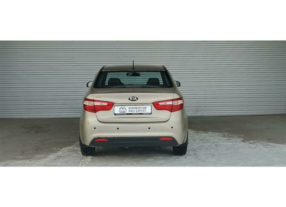 Kia Rio 6-speed 1.6 AT (123 л.с.)