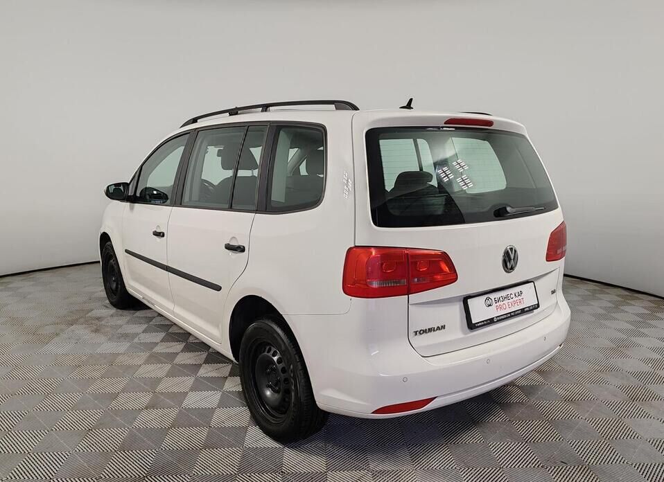 Volkswagen Touran 1.4 AMT (140 л.с.)