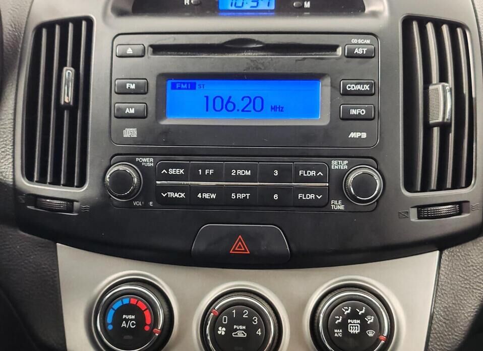 Hyundai Elantra, IV (HD) 1.6 AT (122 л.с.)