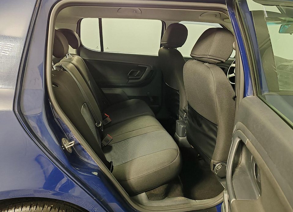 Skoda Fabia, II Рестайлинг 1.4 MT (86 л.с.)