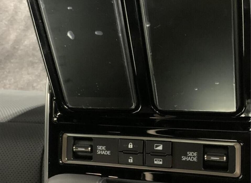 Lexus LM, II 350h 2.5hyb CVT (190 л.с.) 4WD