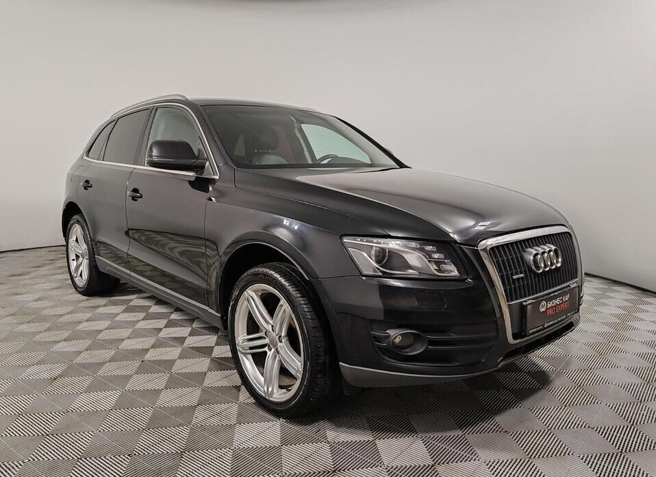 Audi Q5, I (8R) 2.0 AMT (211 л.с.) 4WD