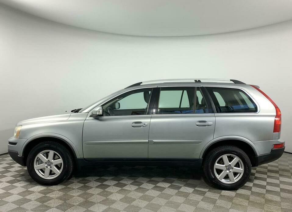 Volvo XC90 2.5 AT (210 л.с.) 4WD