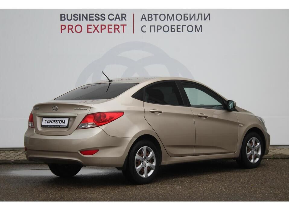 Hyundai Solaris, I 1.6 AT (123 л.с.)