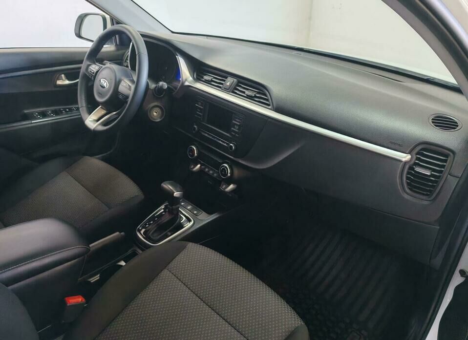 Kia Rio X 1.6 AT (123 л.с.)
