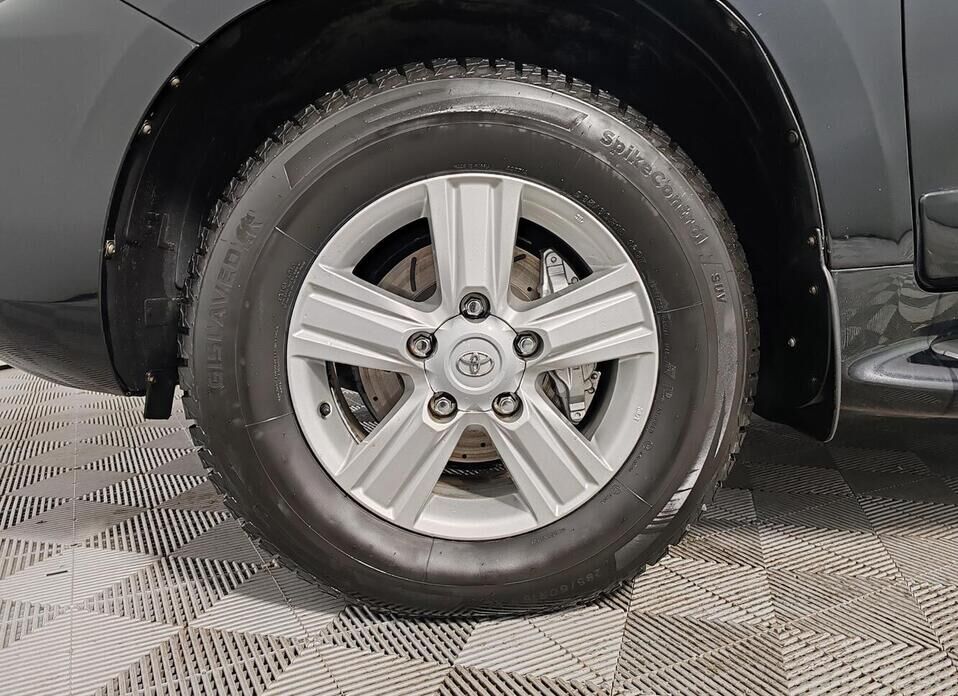 Toyota Land Cruiser, 200 Series Рестайлинг 1 4.5d AT (235 л.с.) 4WD