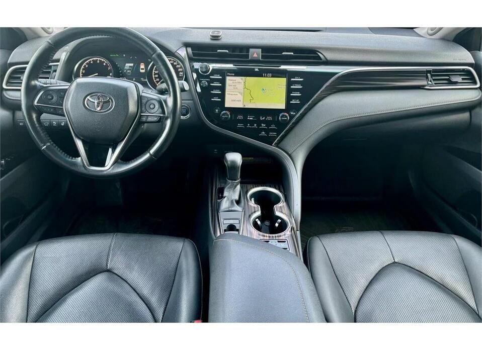 Toyota Camry, VIII (XV70) 2.5 AT (181 л.с.)