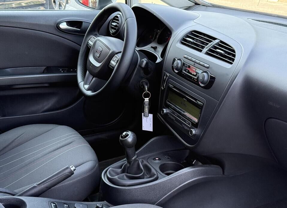 SEAT Leon, II Рестайлинг 1.2 MT (105 л.с.)