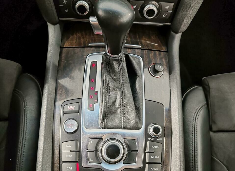 Audi Q7 3.0d AT (239 л.с.) 4WD