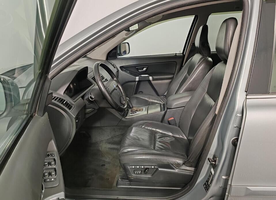 Volvo XC90 2.4d AT (185 л.с.) 4WD