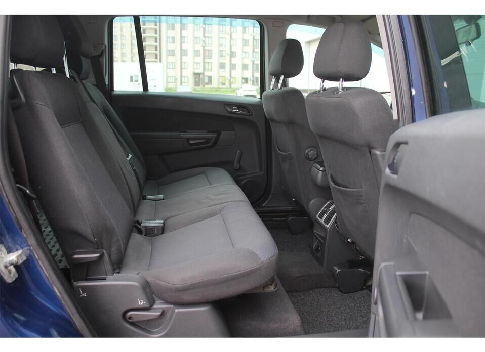 Opel Zafira, B Рестайлинг 1.9d AT (150 л.с.)