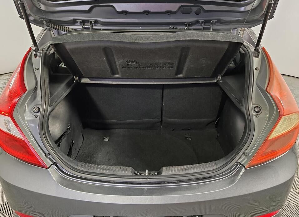 Hyundai Solaris 1.4 AT (107 л.с.)