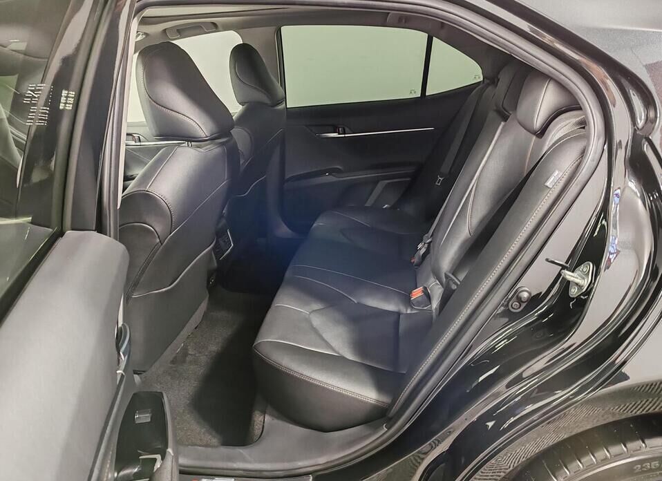 Toyota Camry, VIII (XV70) Рестайлинг 2.5 AT (206 л.с.)