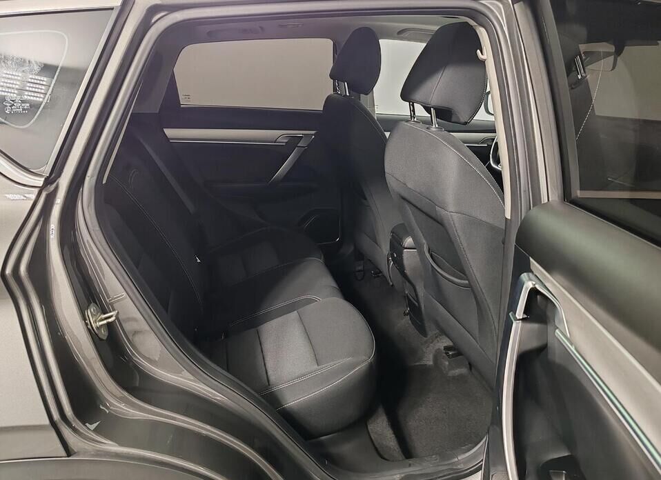 Geely Coolray, I 1.5 AMT (150 л.с.)