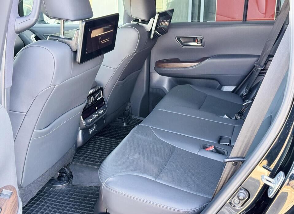 Toyota Land Cruiser, 300 Series 3.4 AT (415 л.с.) 4WD