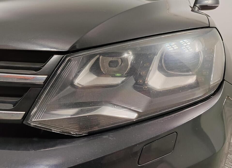 Volkswagen Touareg 3.6 AT (249 л.с.) 4WD