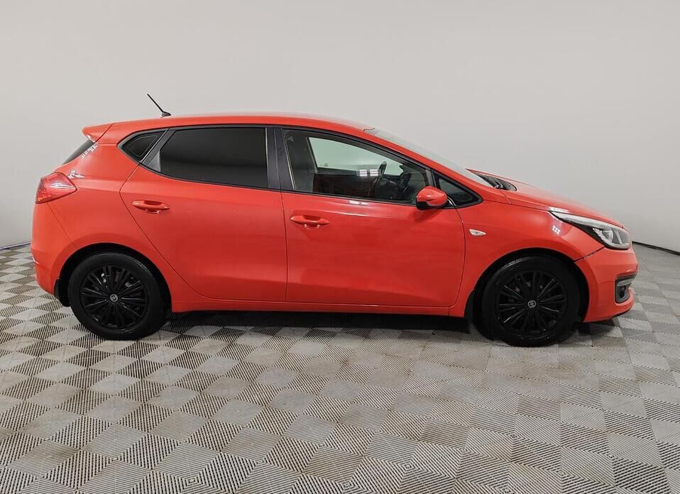 Kia Ceed, II Рестайлинг 1.6 AT (130 л.с.)