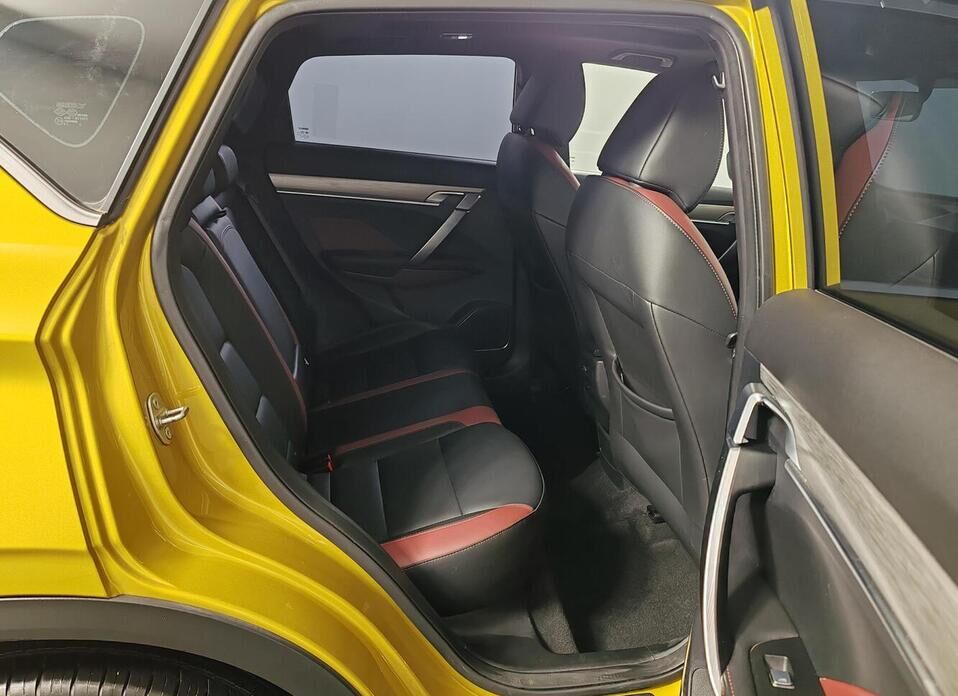 Geely Coolray, I 1.5 AMT (150 л.с.)