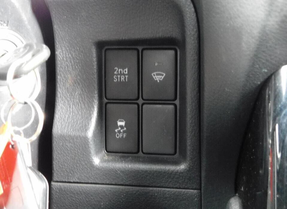 Toyota Land Cruiser Prado, 150 Series Рестайлинг 1 2.7 AT (163 л.с.) 4WD