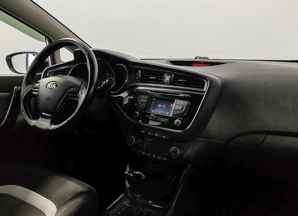 Kia Ceed, II Рестайлинг 1.6 AMT (135 л.с.)