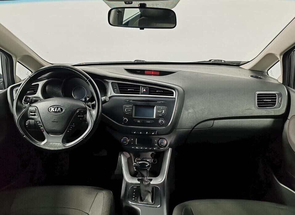 Kia Ceed, II Рестайлинг 1.6 AT (130 л.с.)