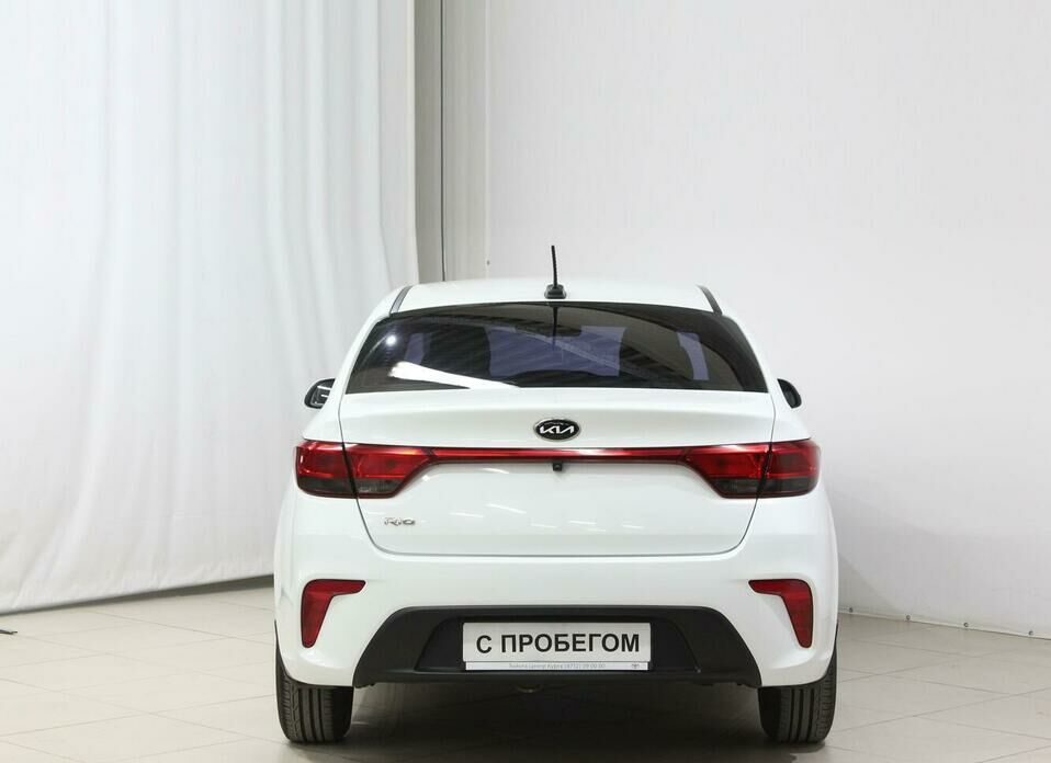 Kia Rio 1.6 MT (123 л.с.)