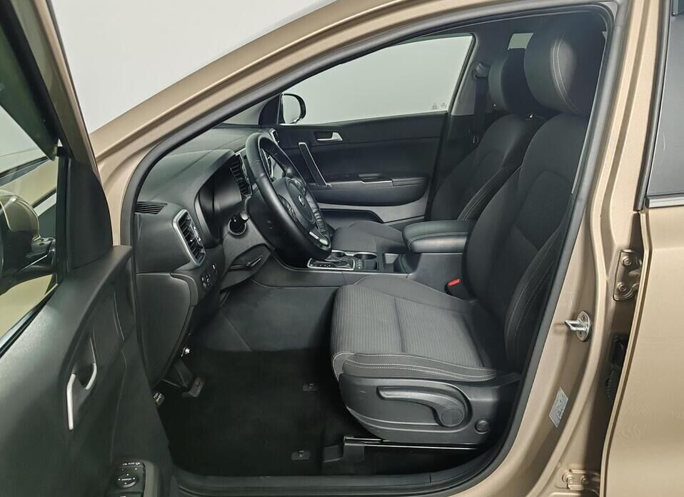 Kia Sportage, IV 2.0 AT (150 л.с.) 4WD