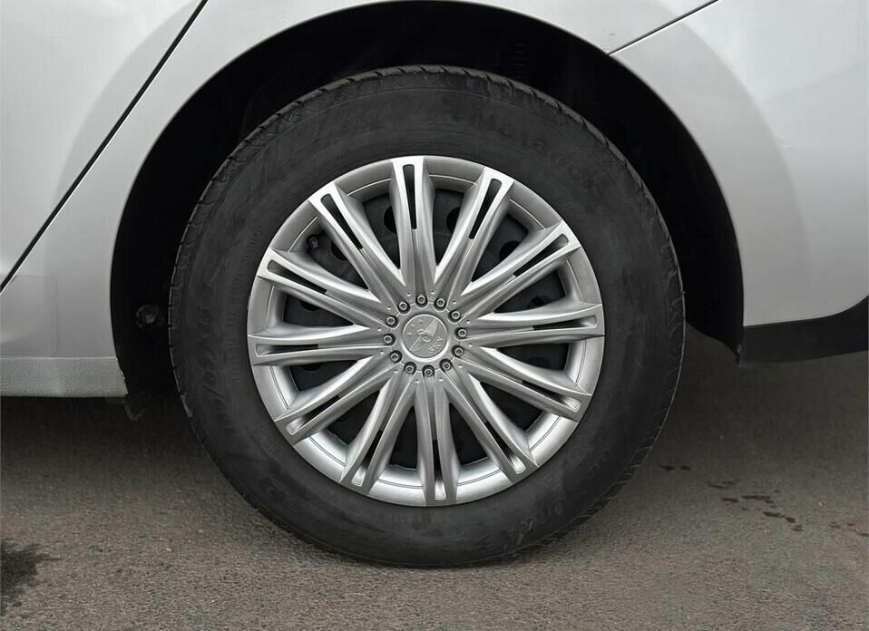 Hyundai Solaris 1.6 AT (123 л.с.)