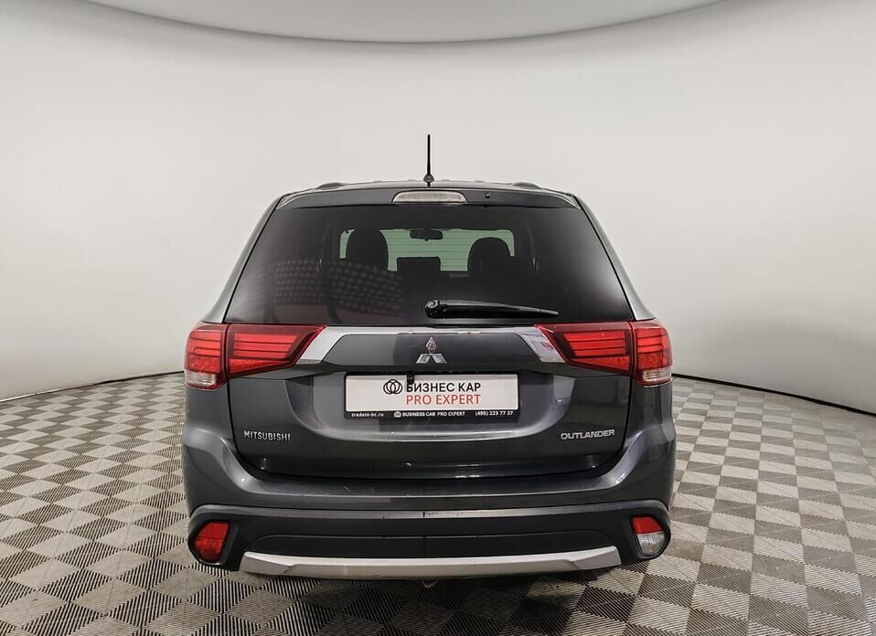 Mitsubishi Outlander, III Рестайлинг 2 2.0 CVT (146 л.с.)