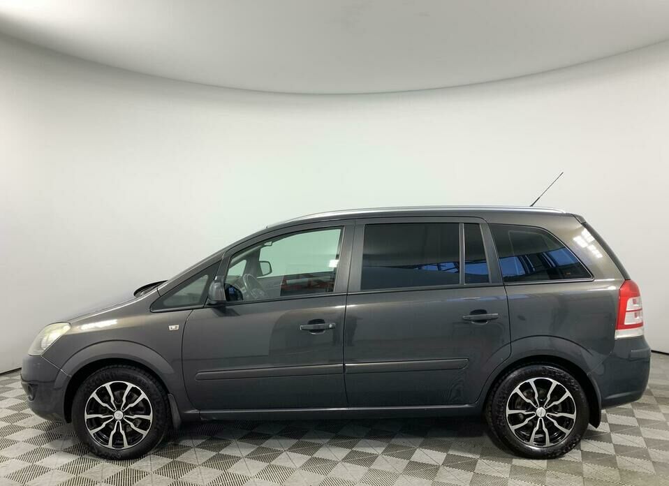 Opel Zafira 1.8 MT (140 л.с.)