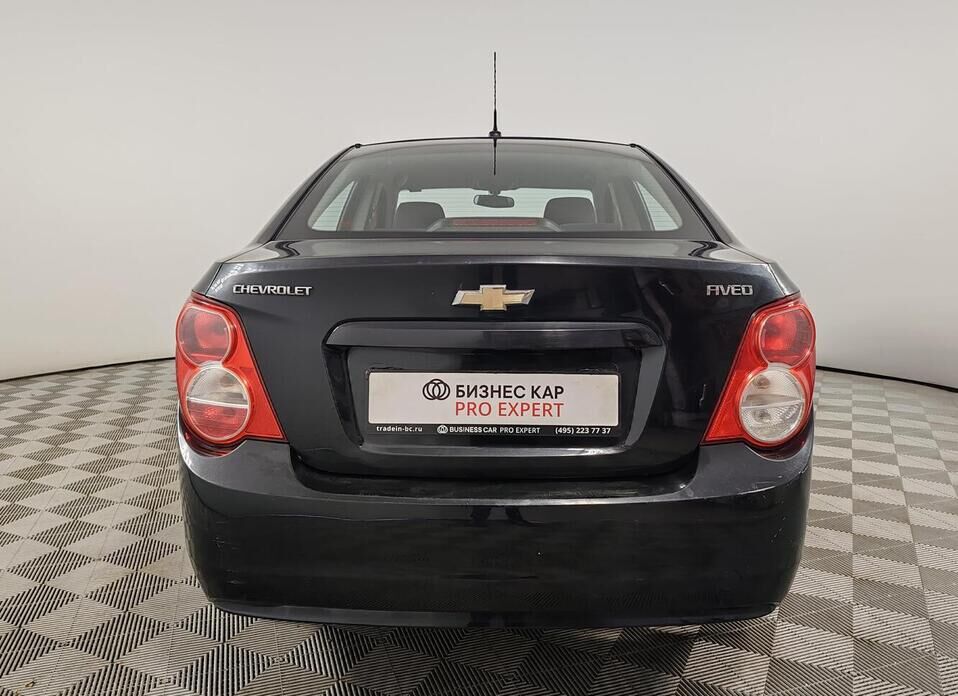 Chevrolet Aveo 1.6 AT (115 л.с.)