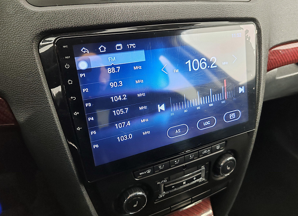 Skoda Octavia, II (A5) Рестайлинг 1.6 MT (102 л.с.)