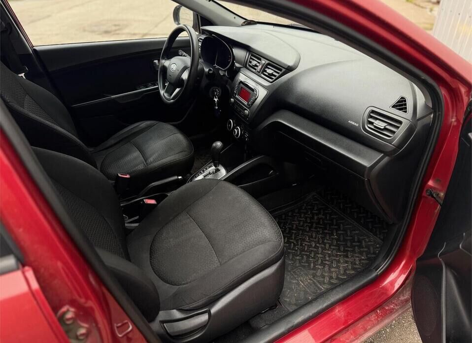 Kia Rio, III 4-speed 1.6 AT (123 л.с.)