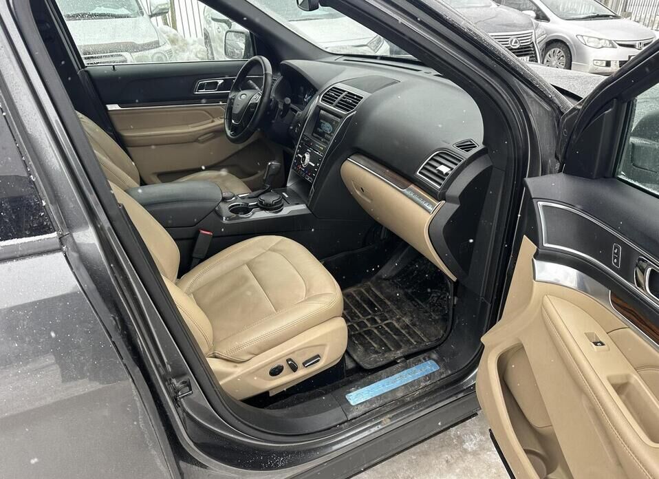 Ford Explorer, V Рестайлинг 3.5 AT (249 л.с.) 4WD