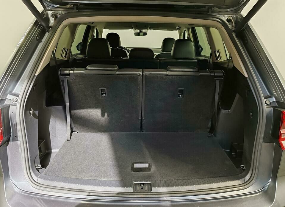 Volkswagen Teramont 2.0 AT (220 л.с.) 4WD