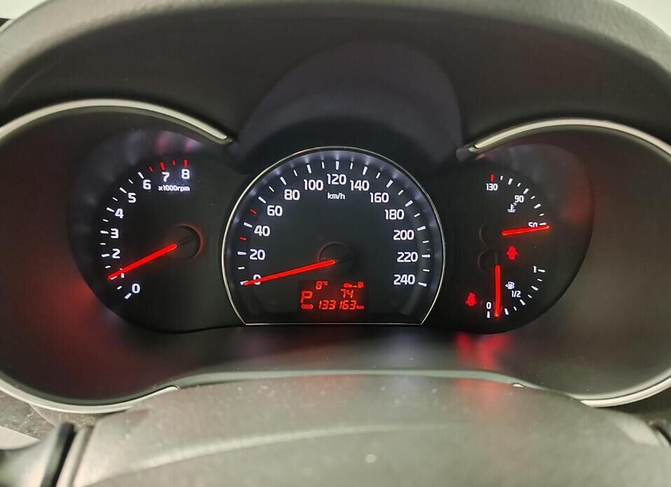 Kia Sorento, II Рестайлинг 2.4 AT (175 л.с.)
