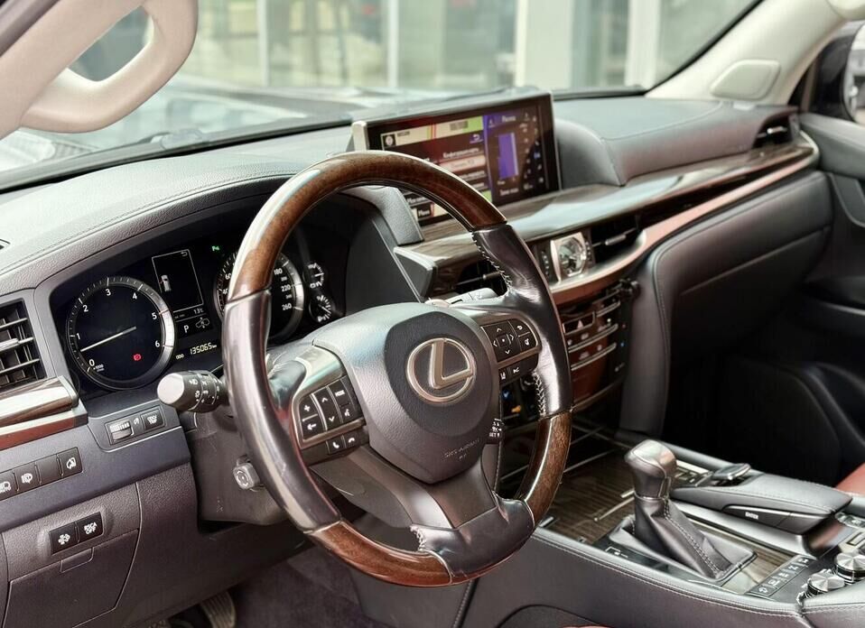 Lexus LX 450d 4.5d AT (272 л.с.) 4WD